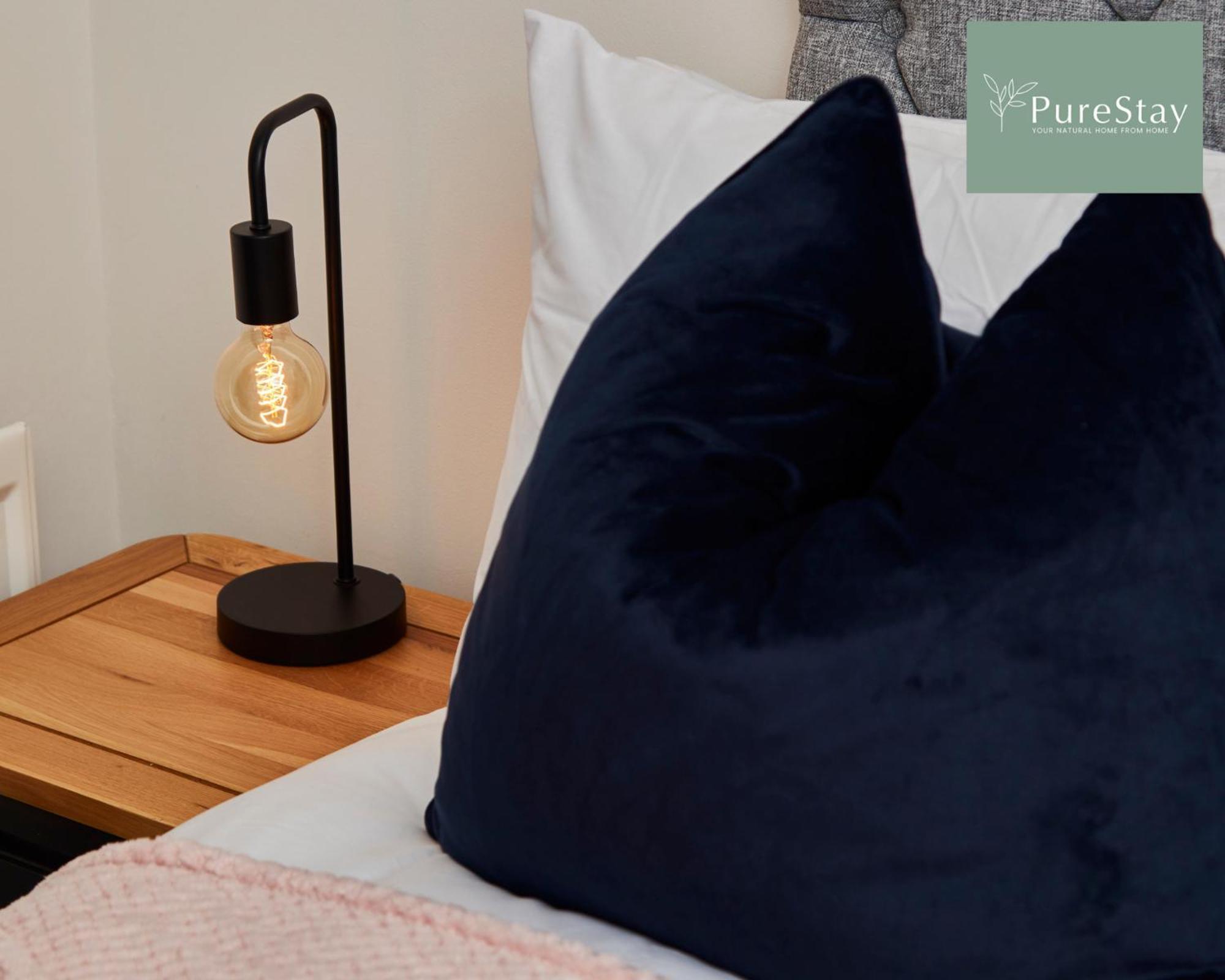 Beautiful Four Bed House By Purestay Short Lets & Serviced Accommodation Coventry With Parking Экстерьер фото