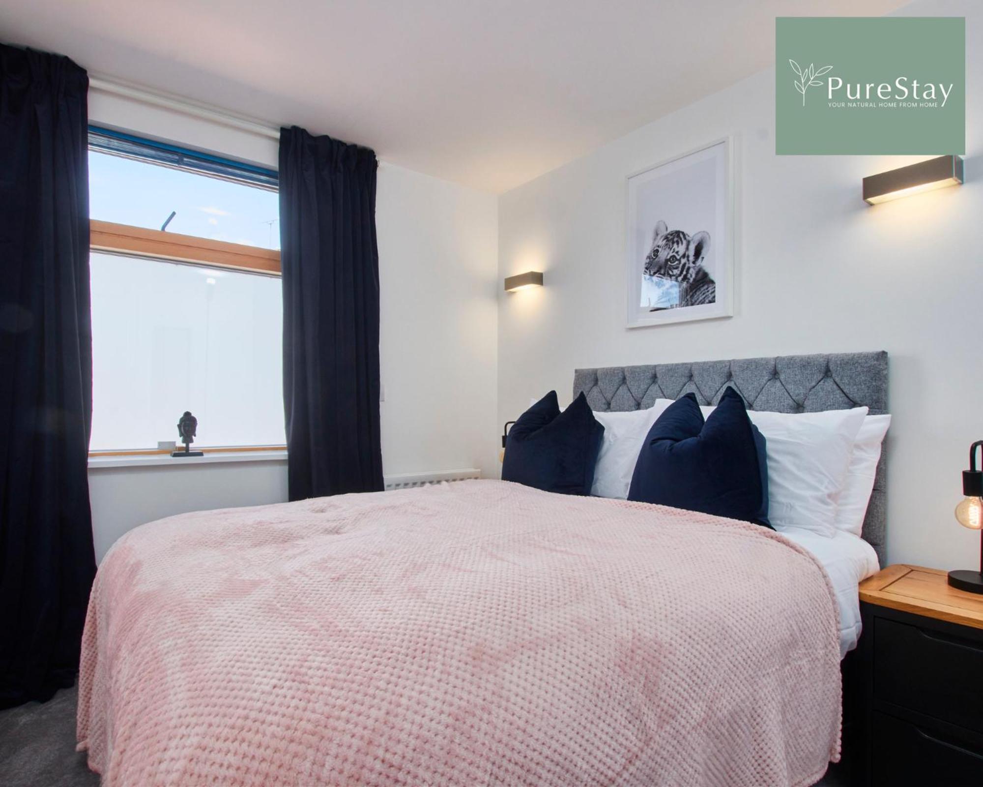 Beautiful Four Bed House By Purestay Short Lets & Serviced Accommodation Coventry With Parking Экстерьер фото