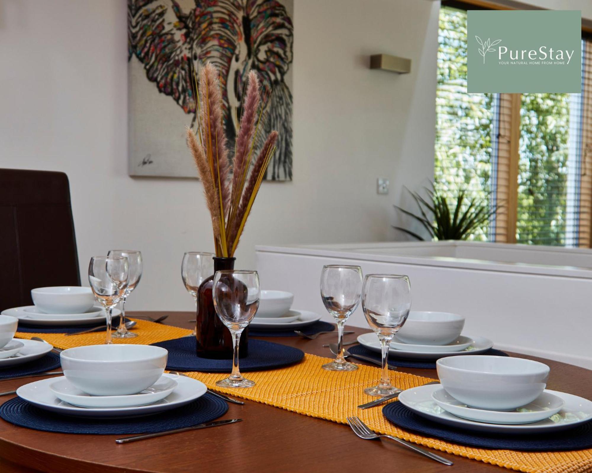 Beautiful Four Bed House By Purestay Short Lets & Serviced Accommodation Coventry With Parking Экстерьер фото