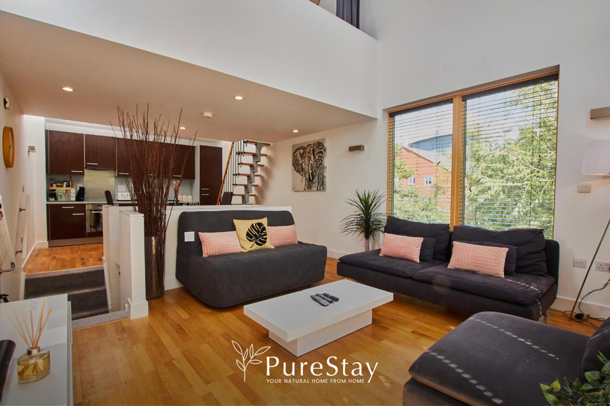 Beautiful Four Bed House By Purestay Short Lets & Serviced Accommodation Coventry With Parking Экстерьер фото